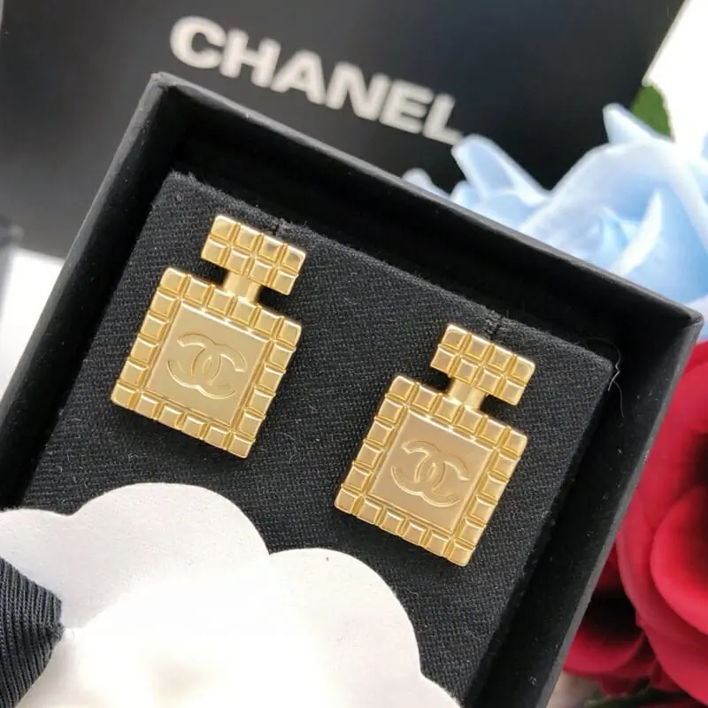 chanel boucles doreilles pour femme s_123a7511